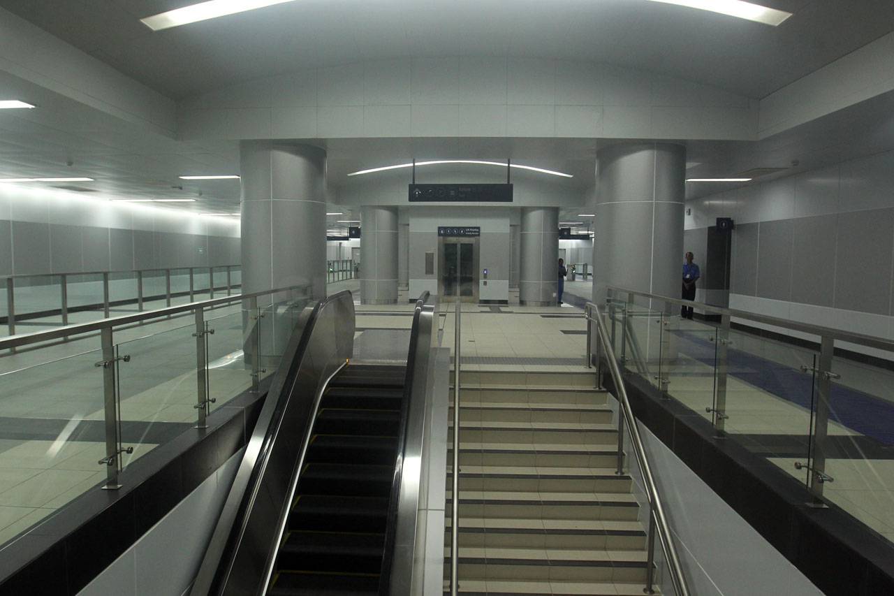 Menanti MRT Ratangga...