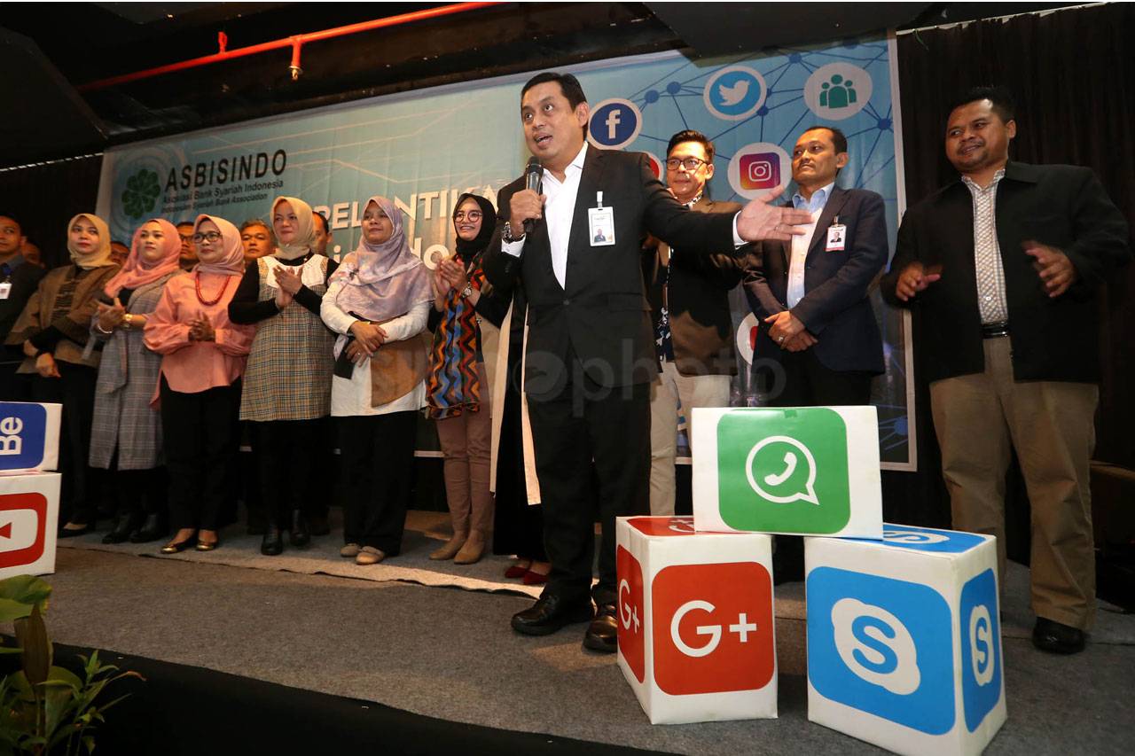 Perbankan Syariah Menyongsong...