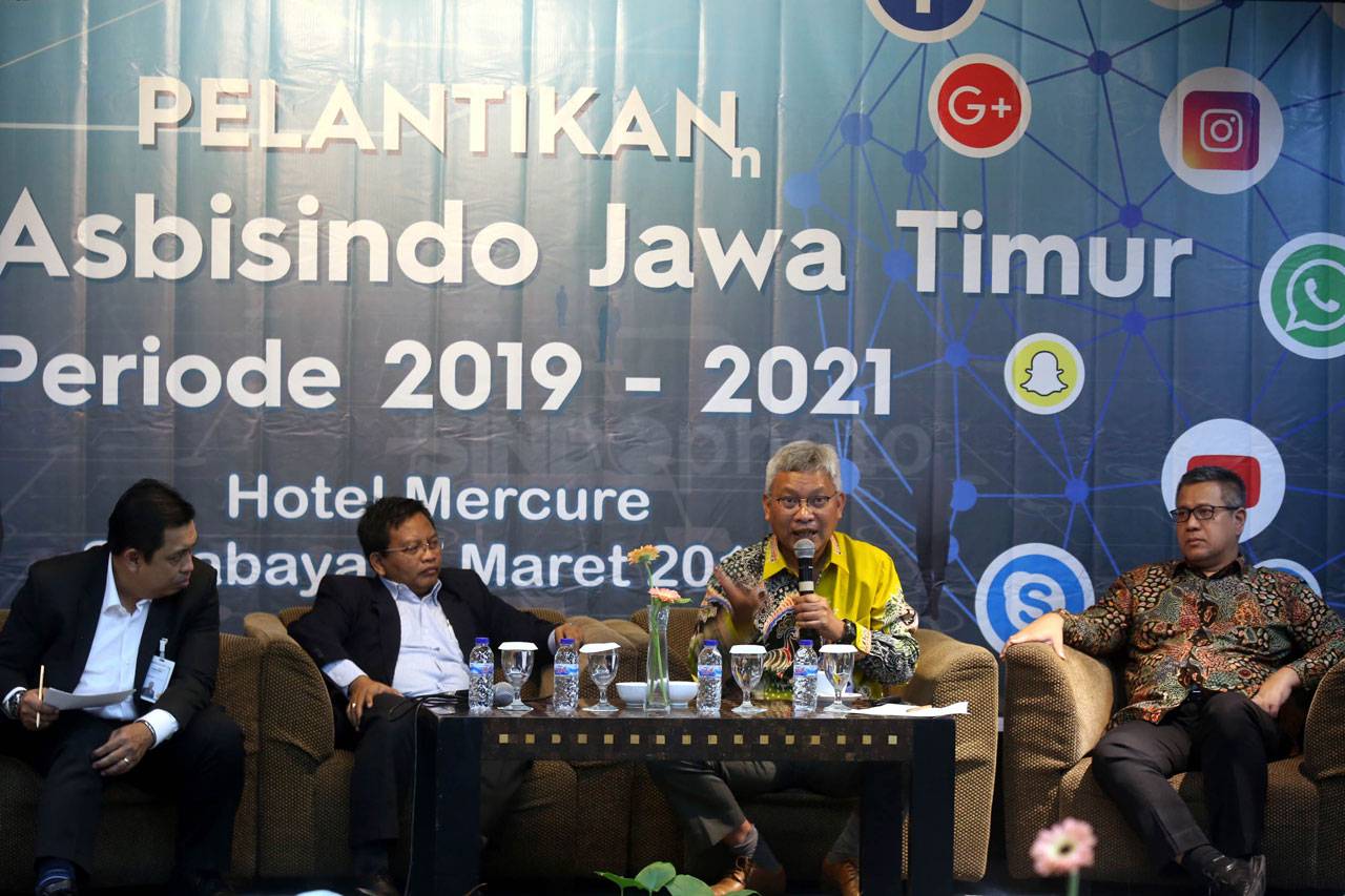 Perbankan Syariah Menyongsong...