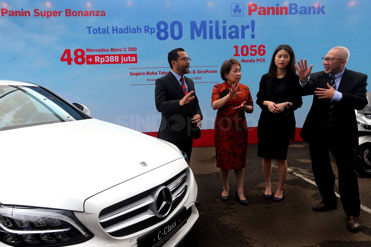 Panin Bank Fokus Investasi...