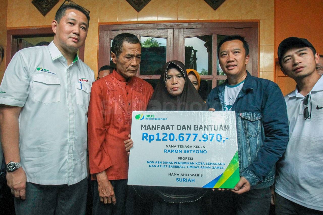 BPJSTK Serahkan Santunan...