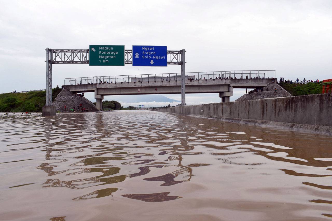 Tol Ngawi-Kertosono...