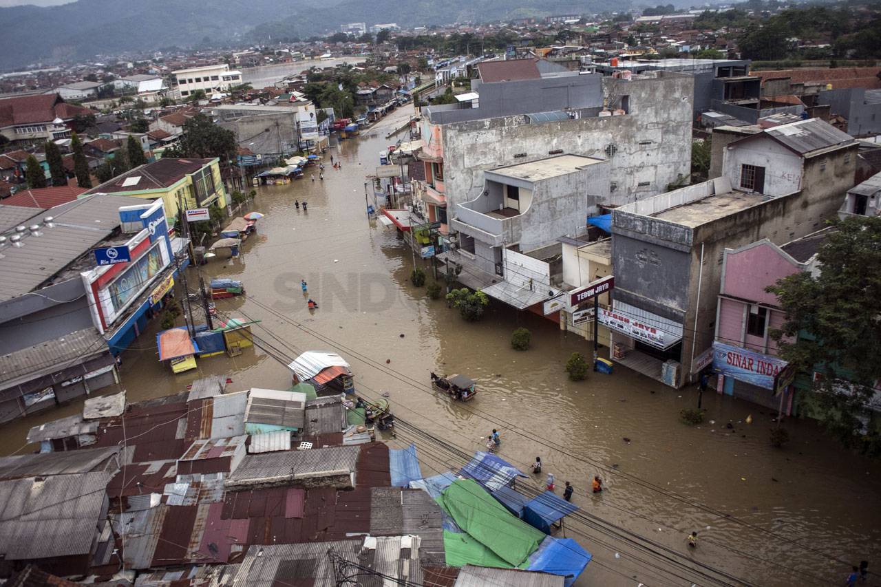 Banjir Landa Kawasan...