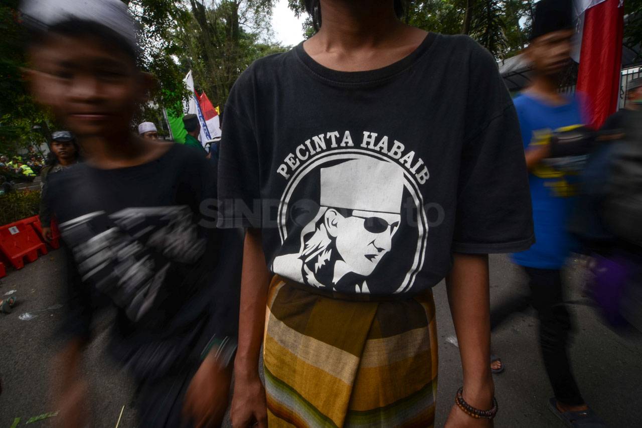 Habib Bahar Bin Smith...