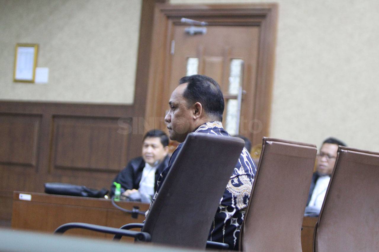 Mantan Bupati Kepulauan...