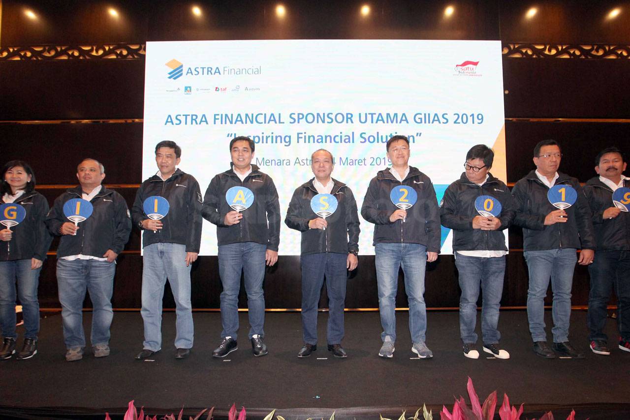 Astra Financial Kembali...