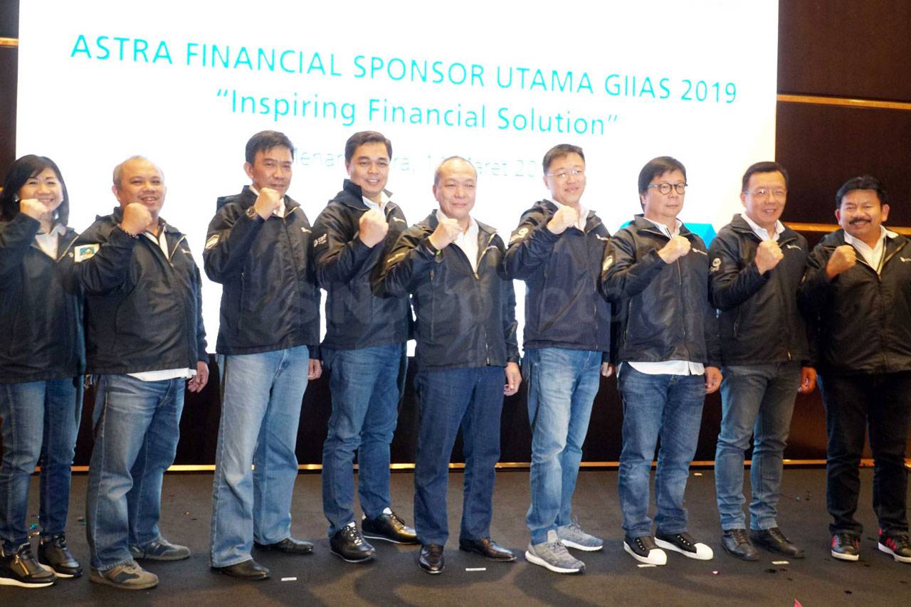 Astra Financial Kembali...