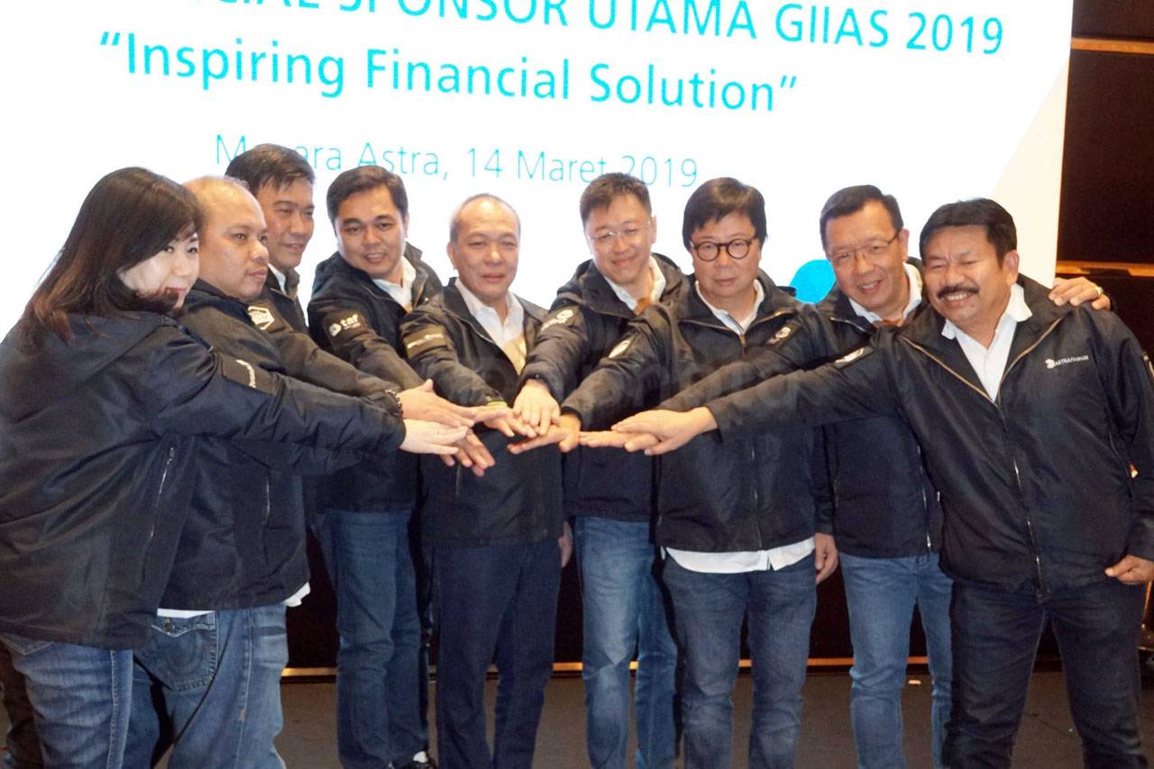 Astra Financial Kembali...