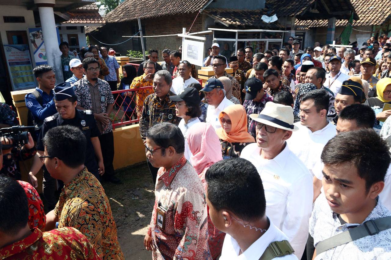 PLN Resmikan Penyambungan...