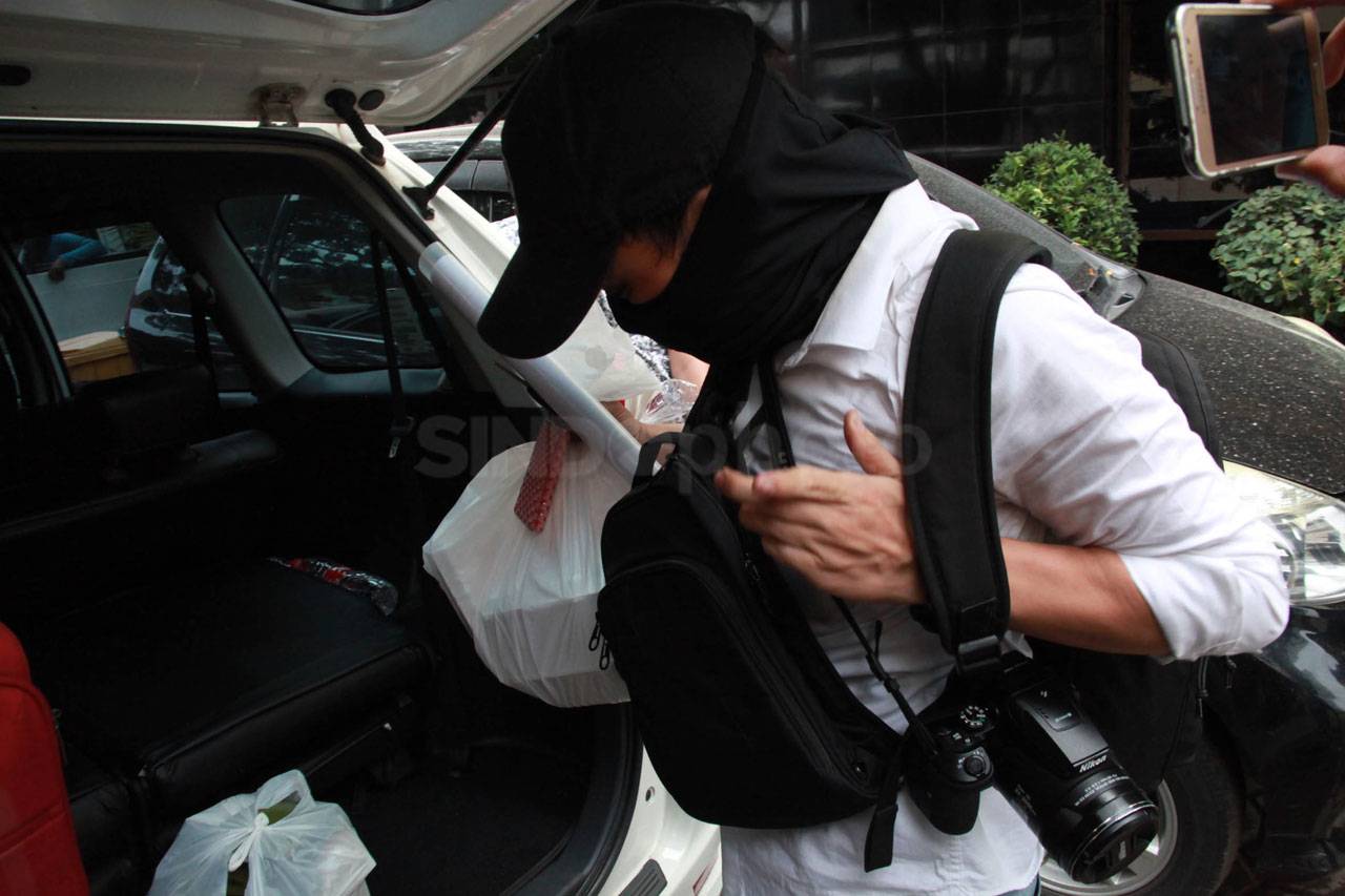 KPK Amankan 3 Koper...