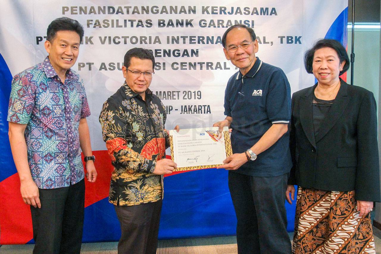 Bank Victoria dan ACA...