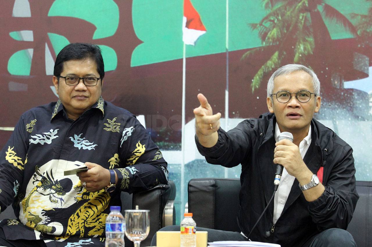 Mengawal Legitimasi...