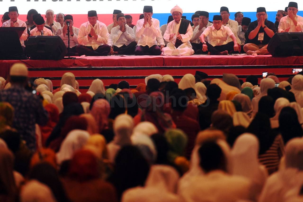 Capres Jokowi Hadiri...