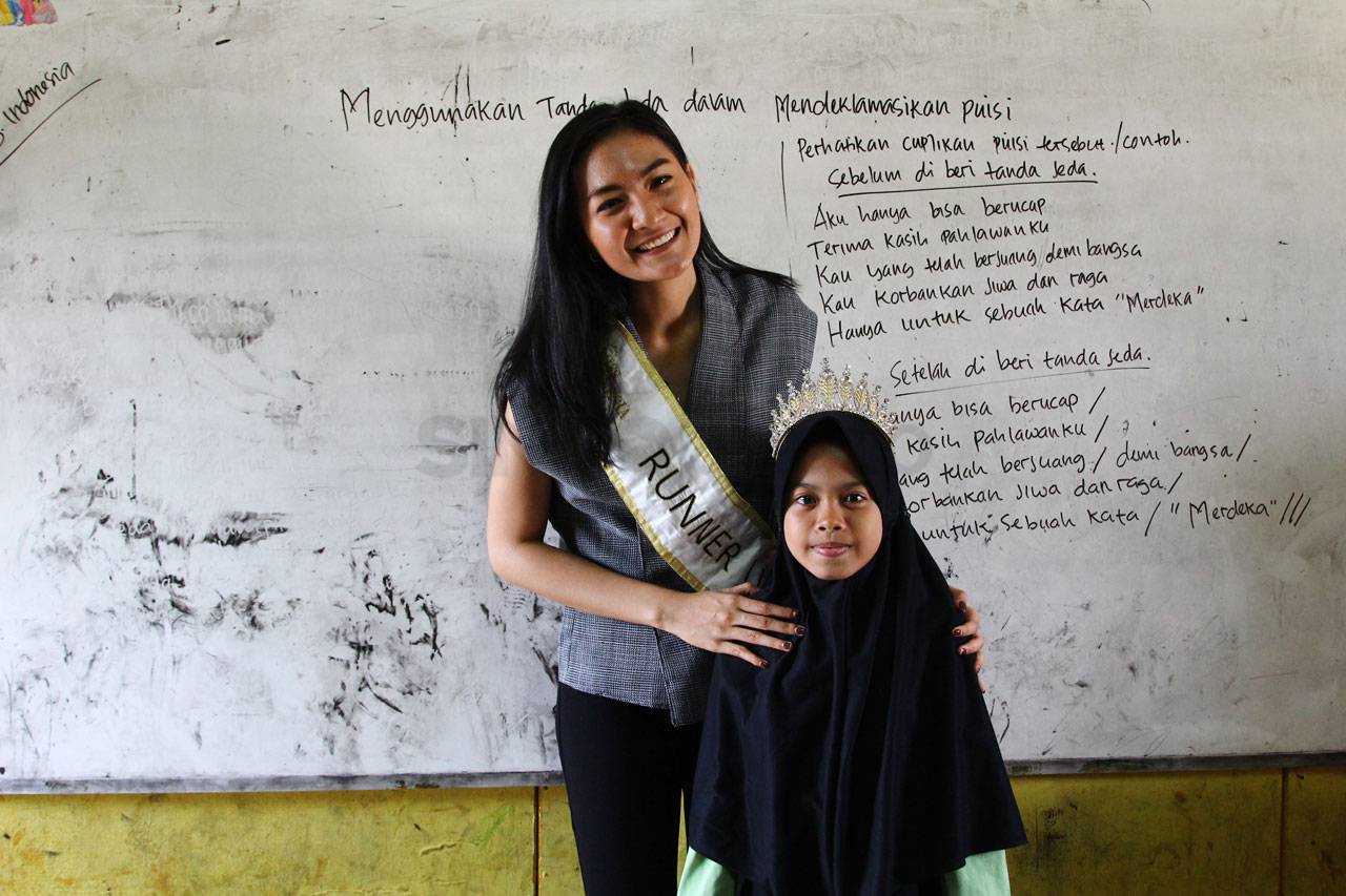 Sharon Margriet Sumolang...