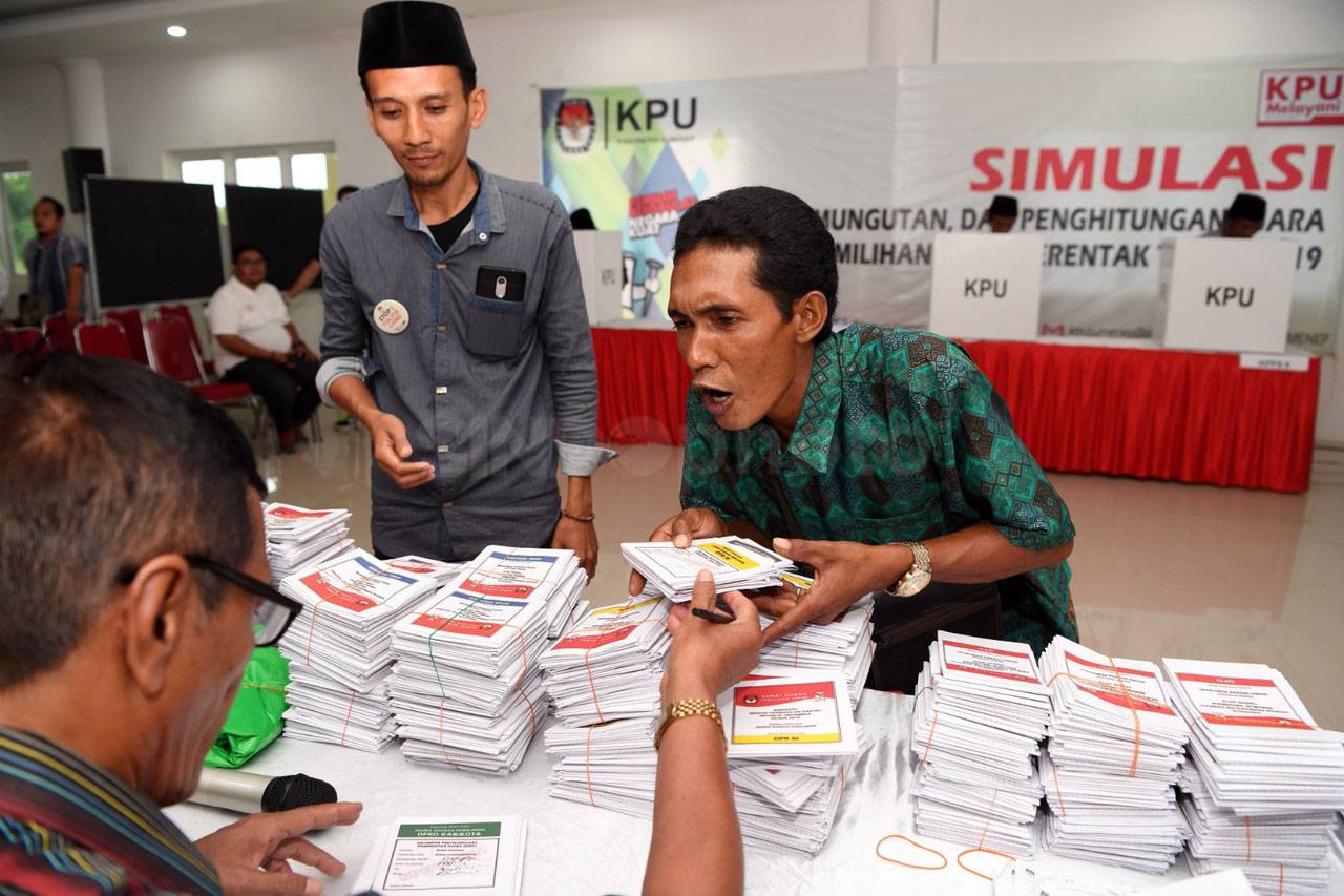 KPU Sumenep Gelar Simulasi...