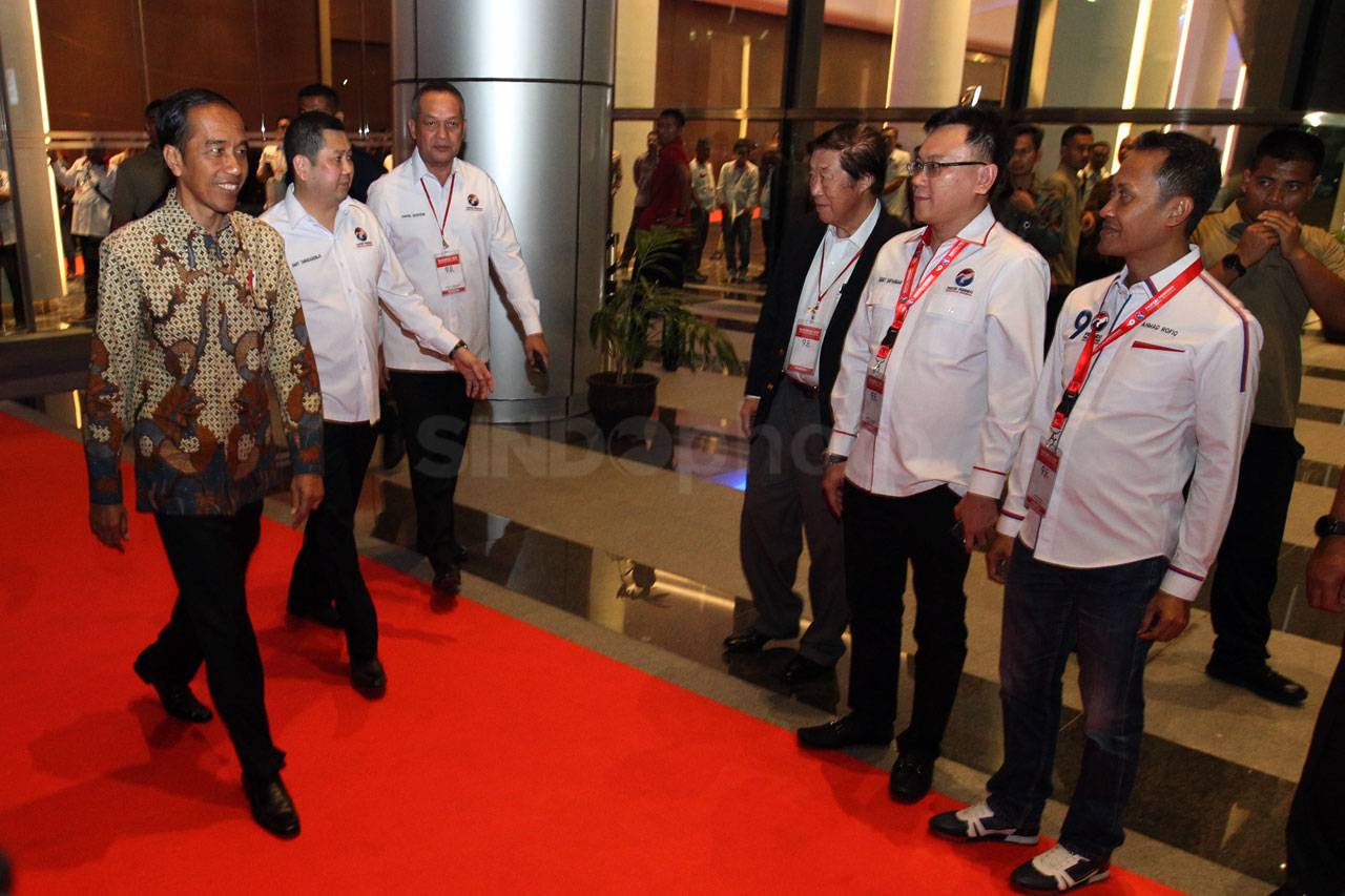 Presiden Jokowi Hadiri...