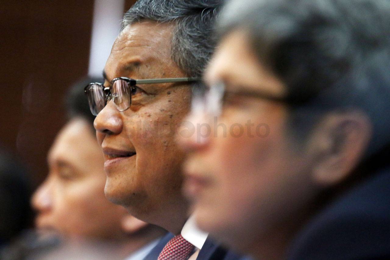 BI Tahan Bunga Acuan...