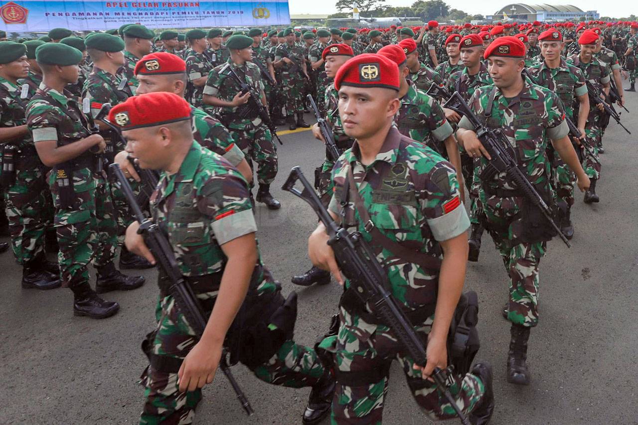 Wiranto Pimpin Apel...