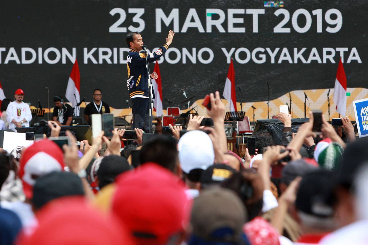 Capres Jokowi Hadiri...