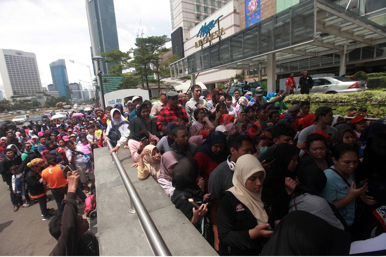 Penumpang Membludak...