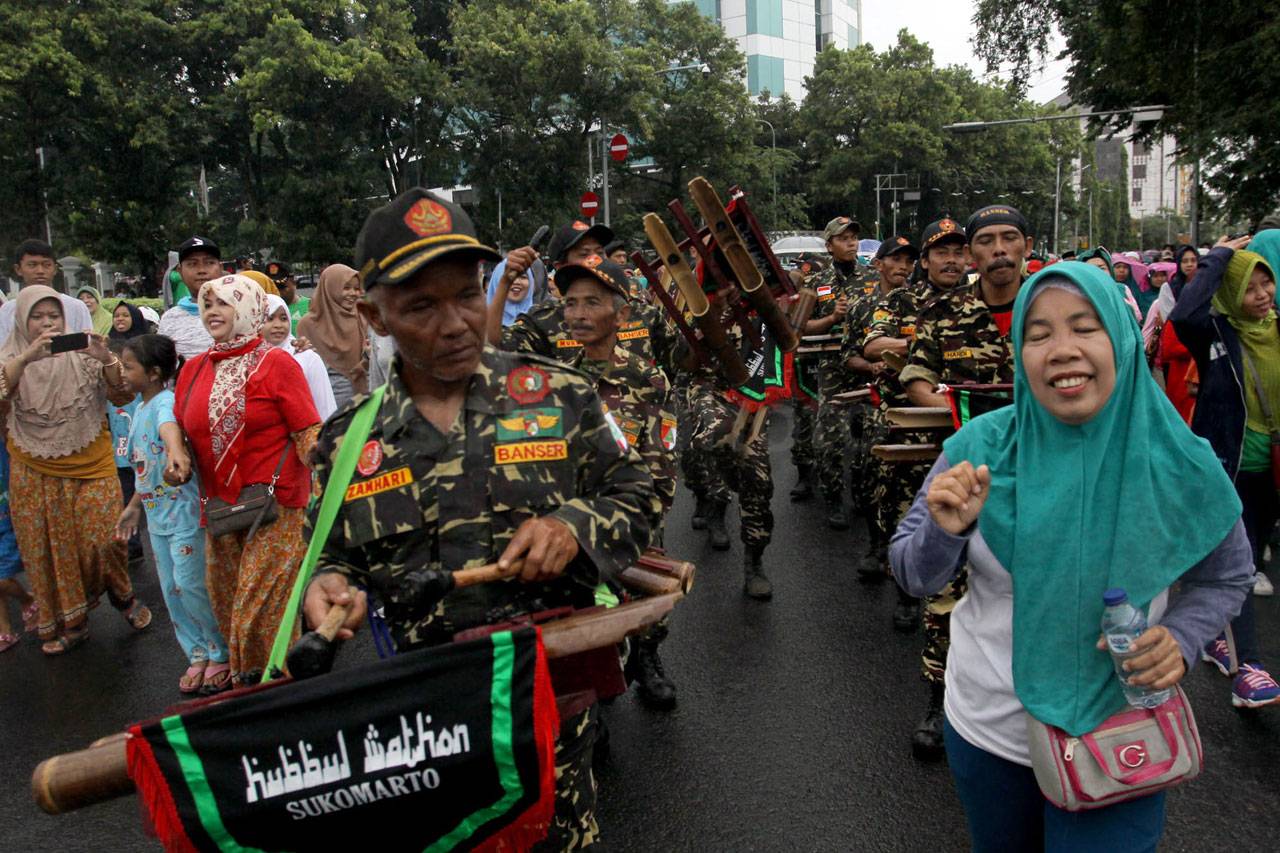 Puluhan Ribu Nahdliyin...