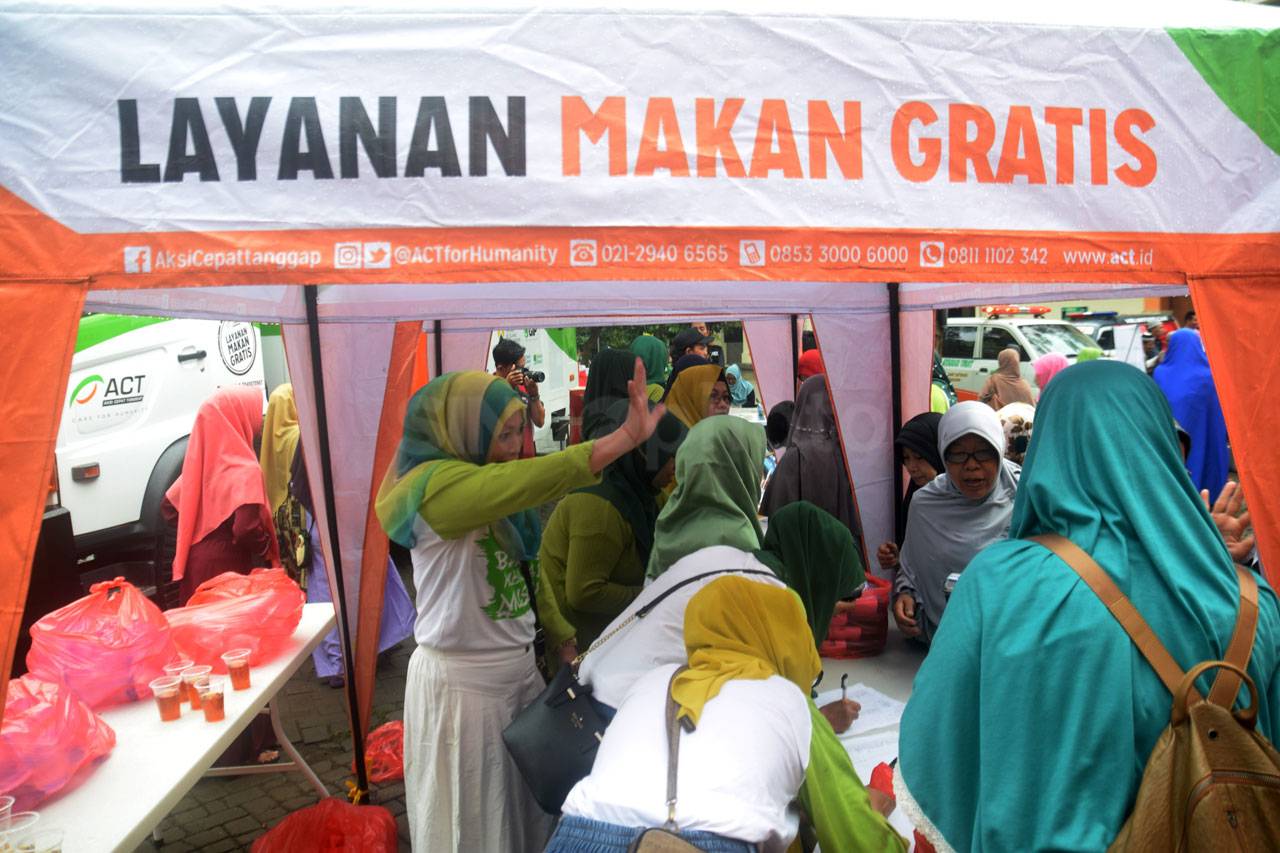 Warga Semarang Antusias...