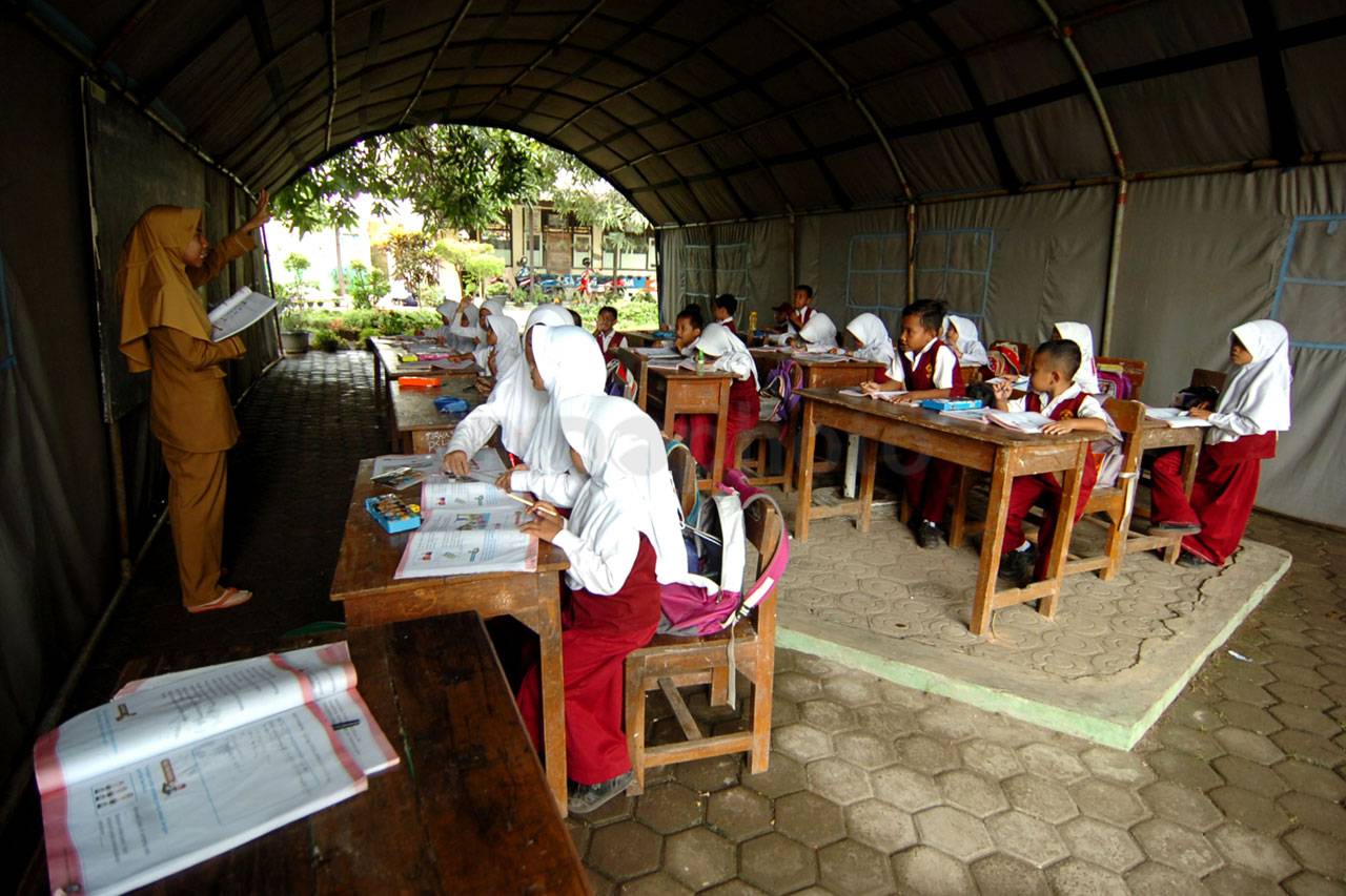 Siswa SDN 02 Desa Selapura...