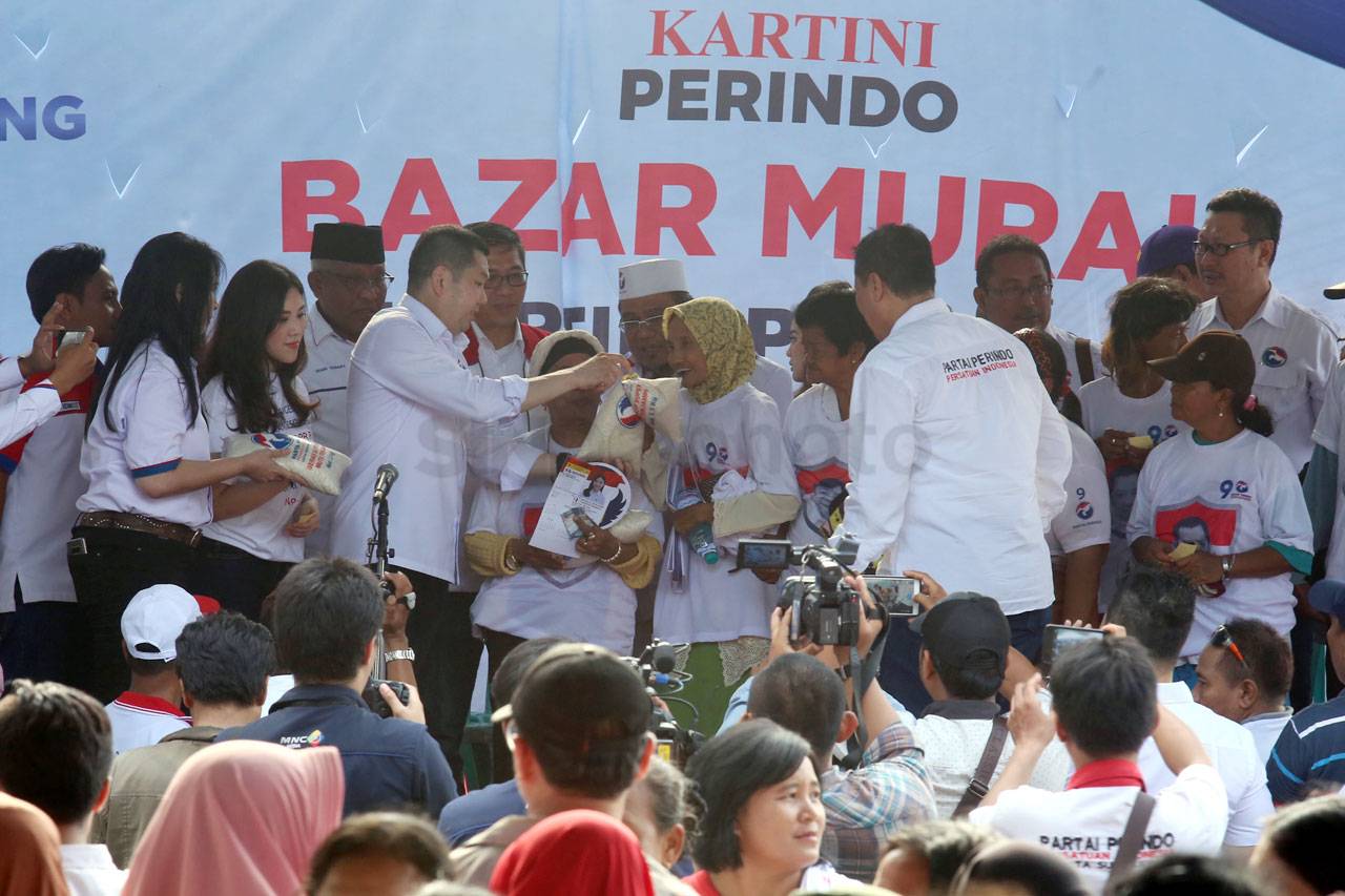 HT Sambangi Bazar Murah...