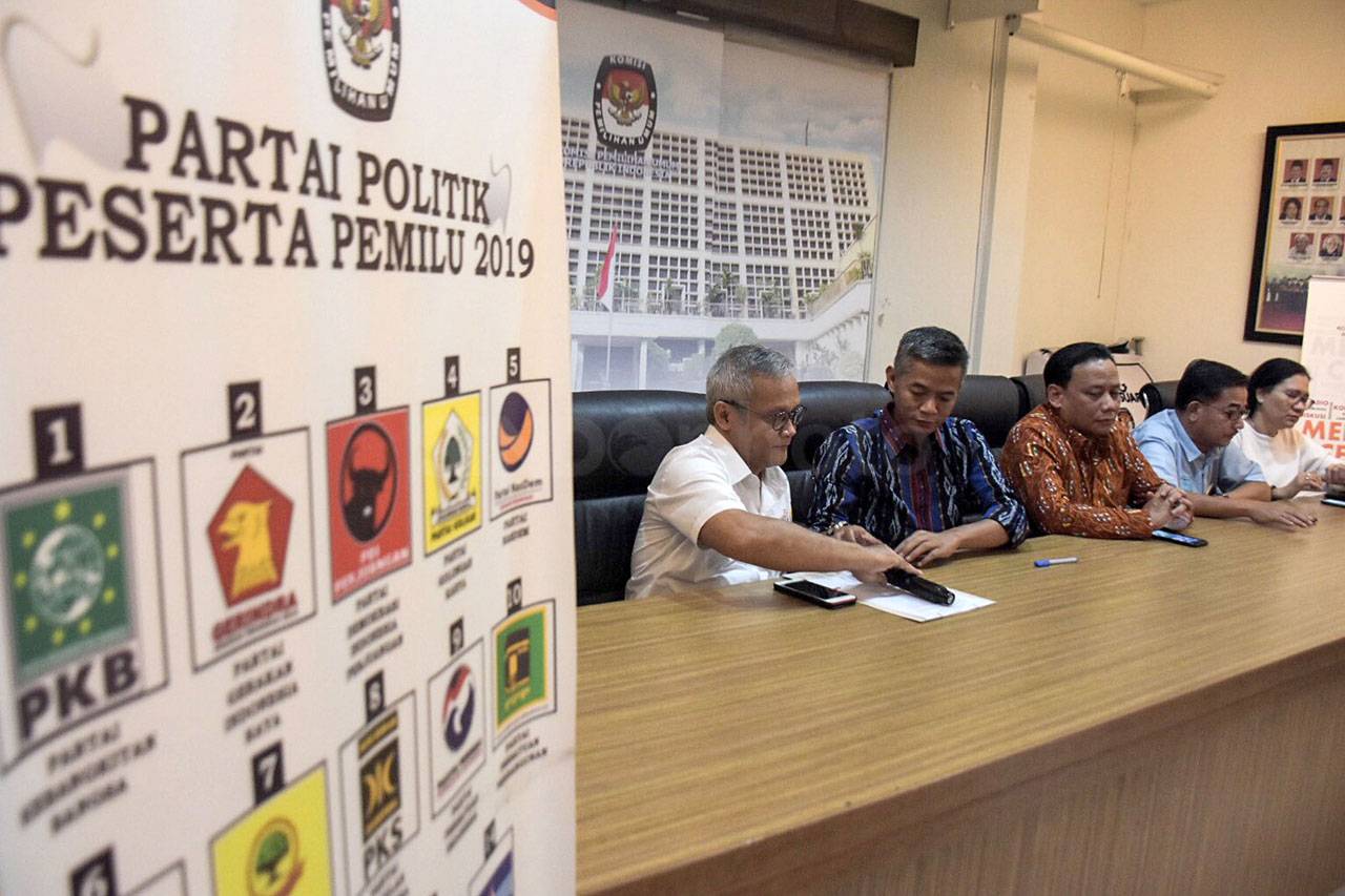 Undang Dua Kubu, KPU...