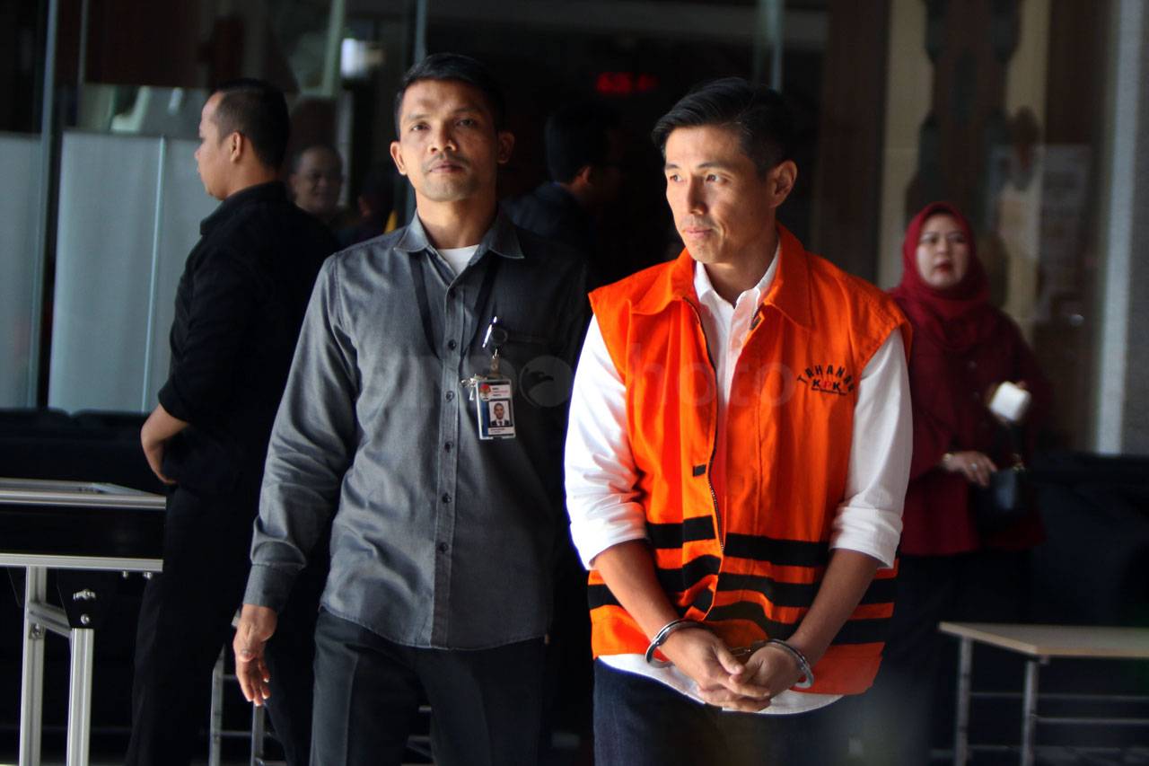 Usai Menyerahkan Diri,...