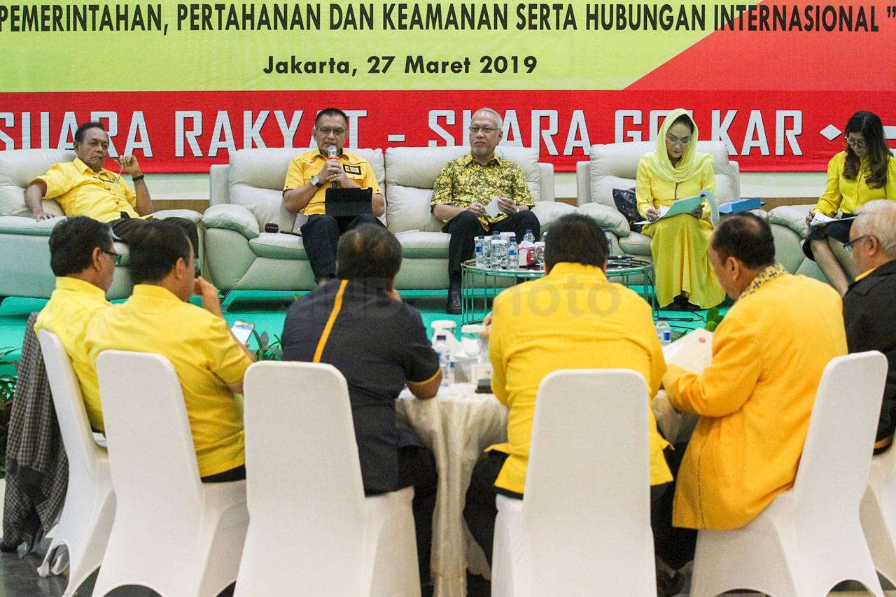 Partai Golkar Gelar...