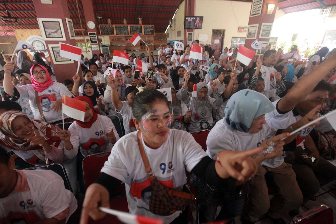 Caleg DPR Liliana Tanoesoedibjo...
