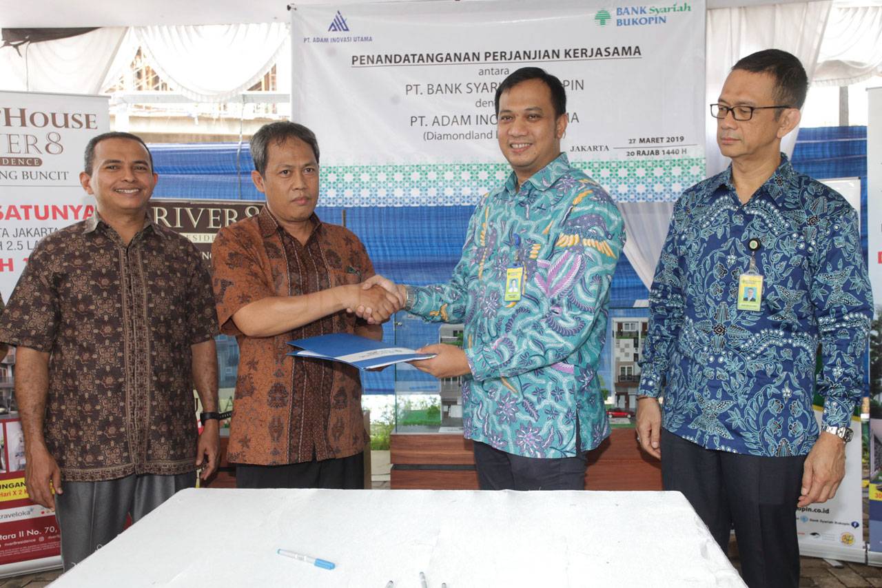 Bukopin Syariah Berikan...