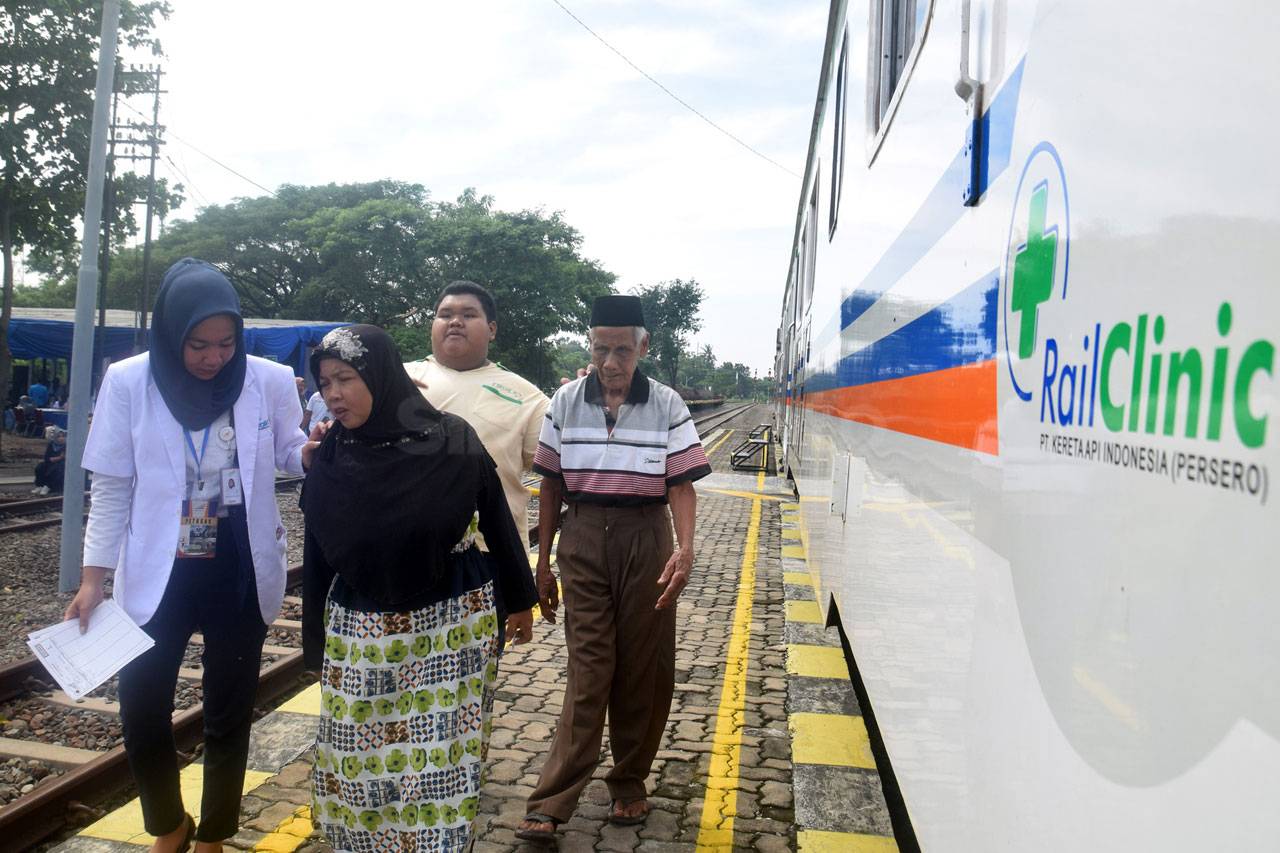 Ratusan Warga Nikmati...