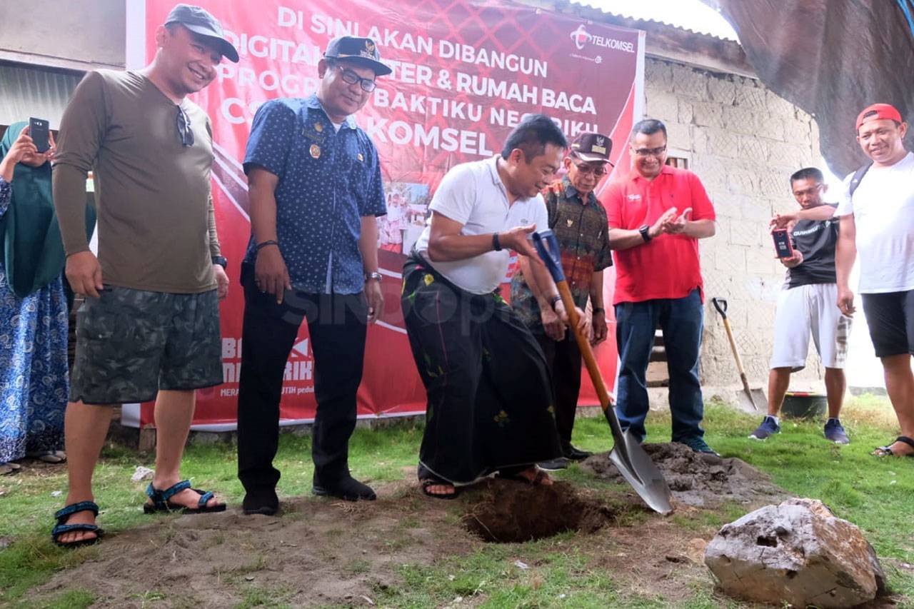 Telkomsel Baktiku Negeriku...
