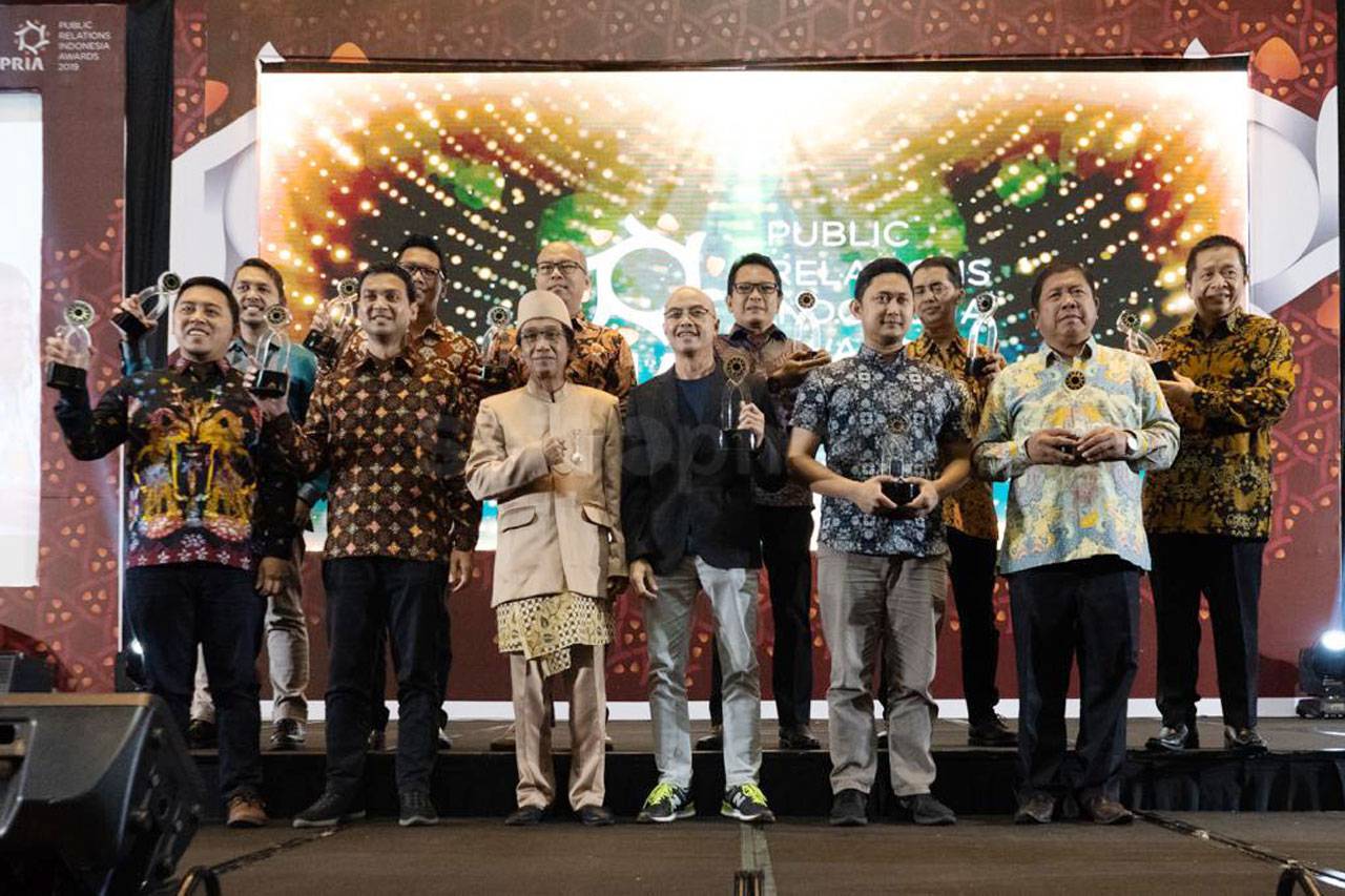 Semen Indonesia Raih...