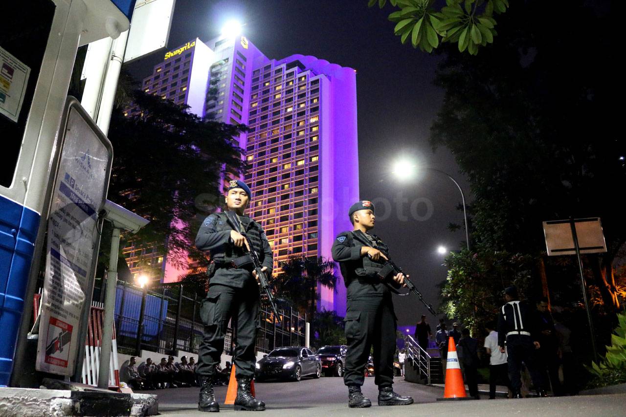 Ribuan Personel Polri-TNI...