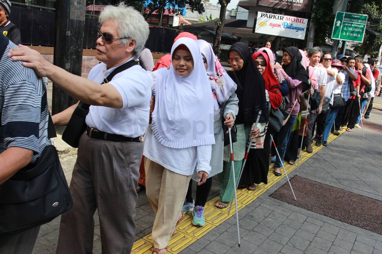 Sosialisasi Ubin Pemandu...