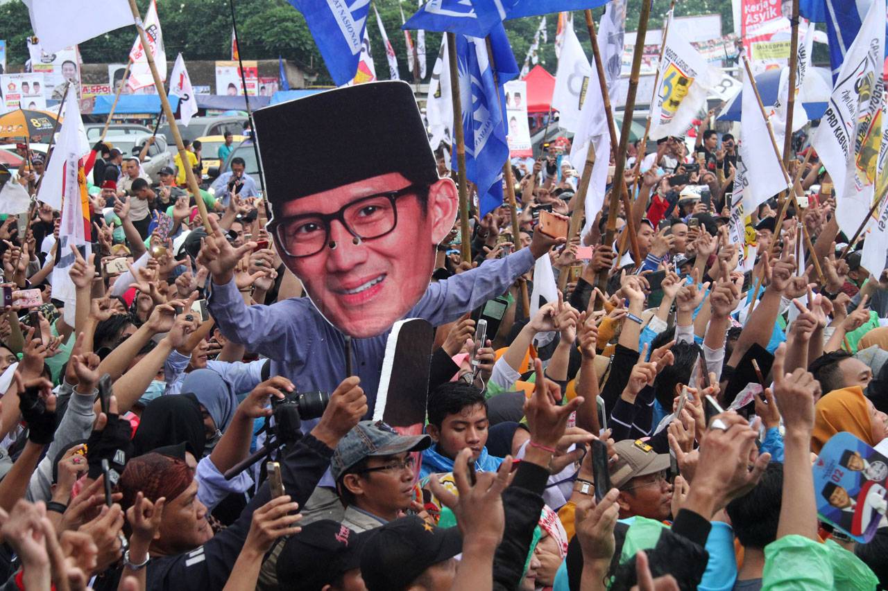 Sandiaga Uno Hadiri...