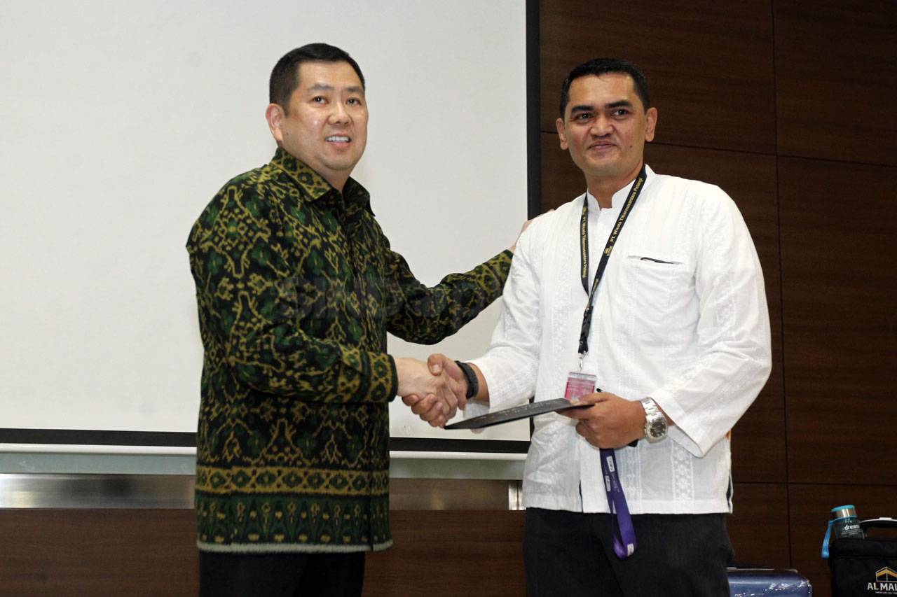 MNC Group Umrahkan 64...