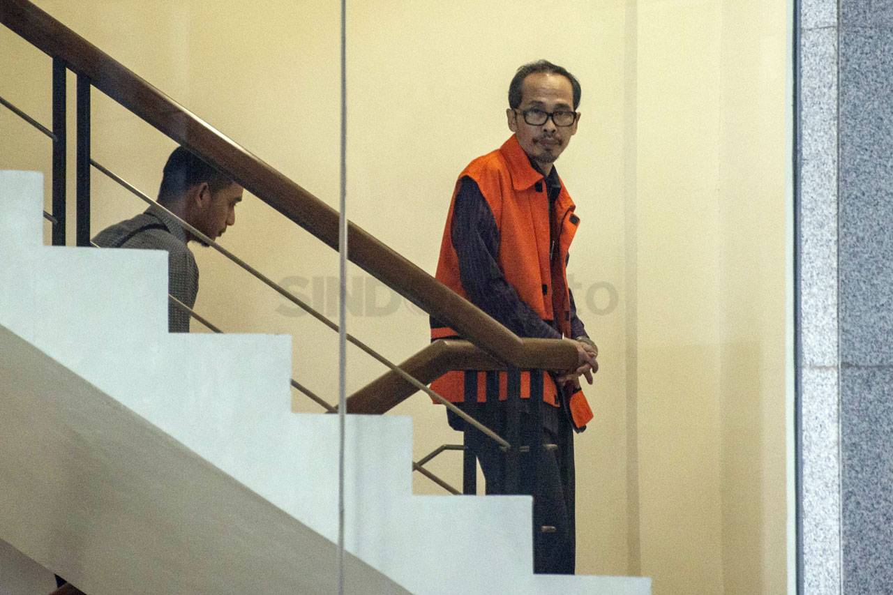 KPK Periksa Kepala Kantor...
