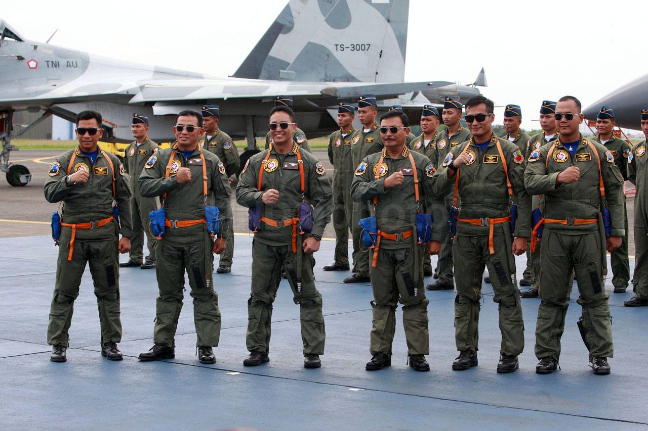 TNI AU Berikan Wing...