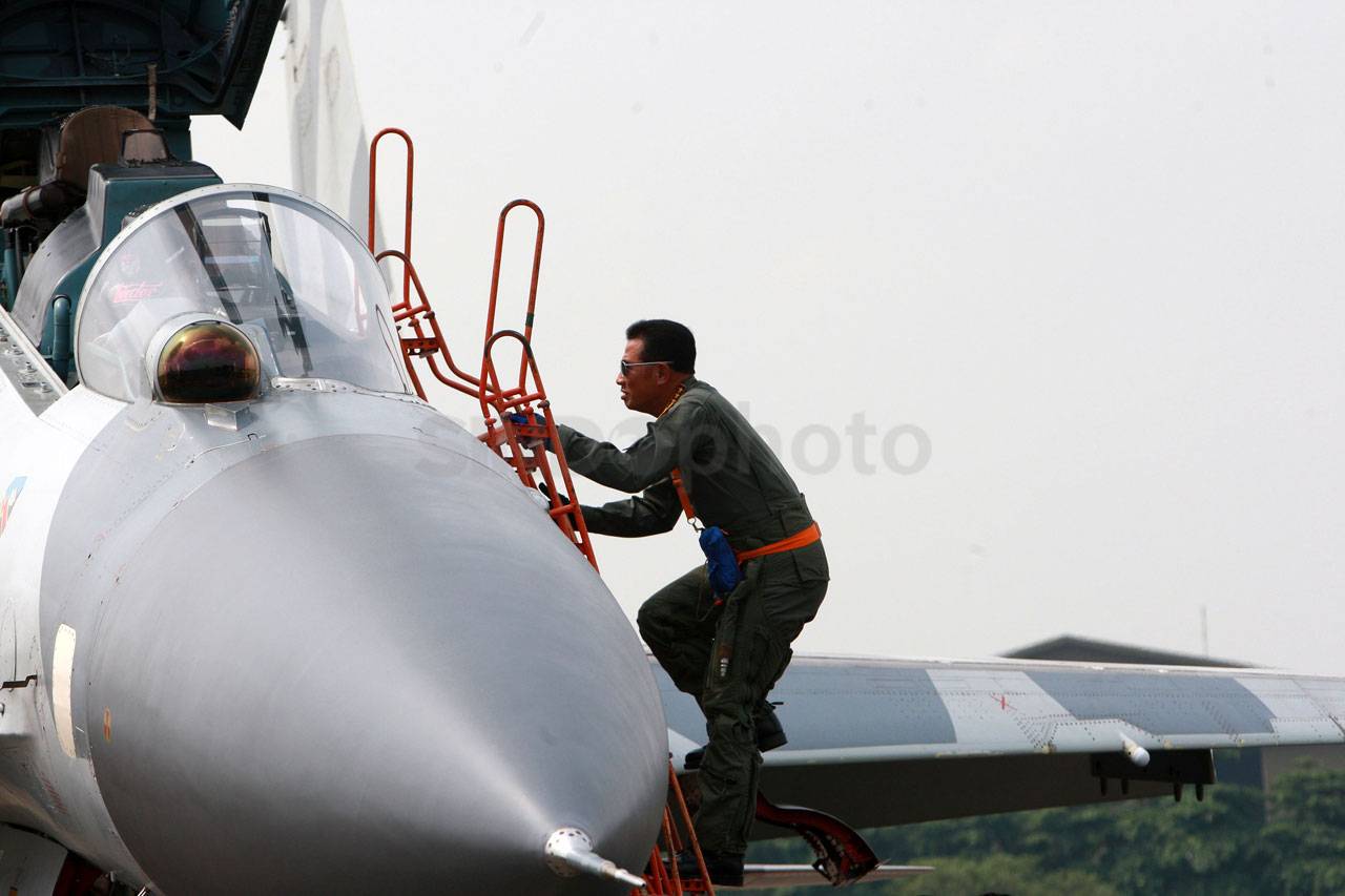 TNI AU Berikan Wing...