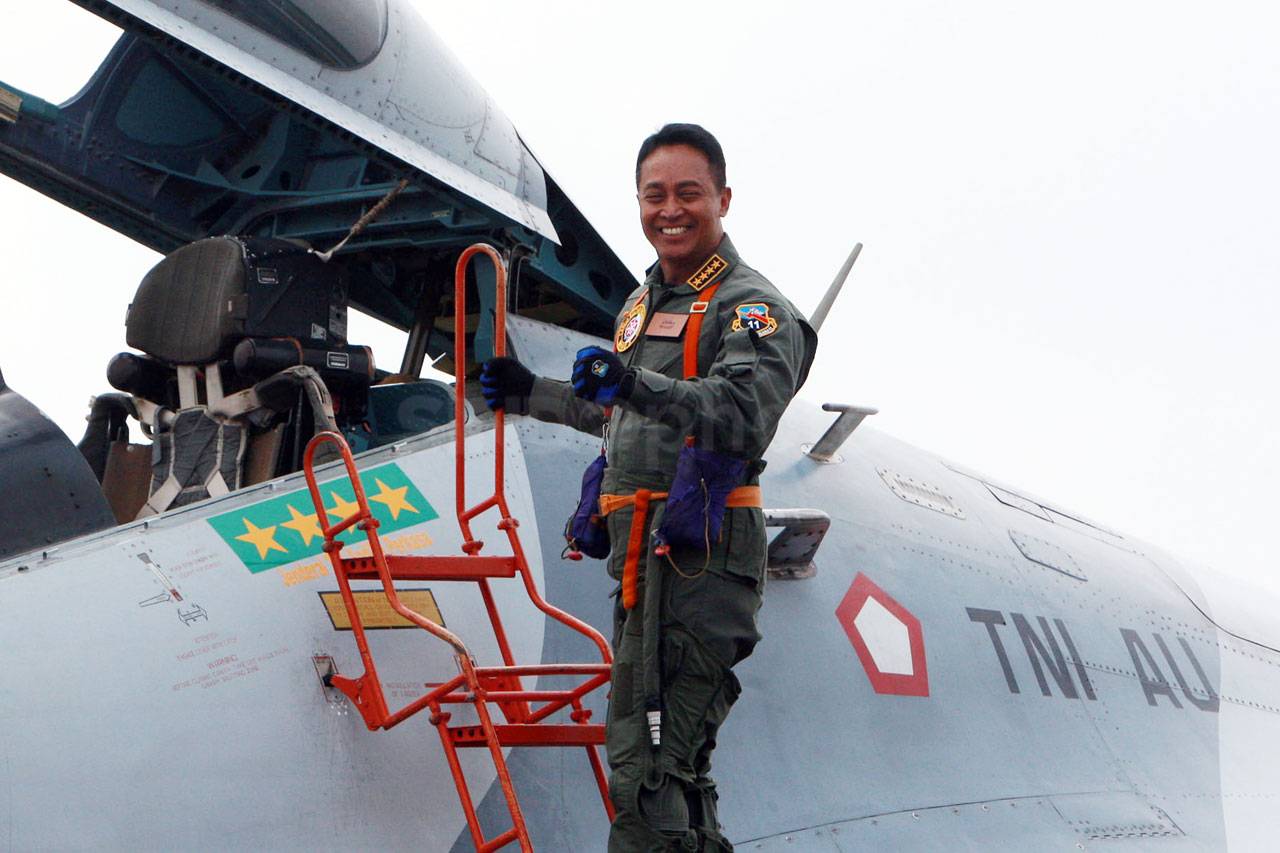 TNI AU Berikan Wing...