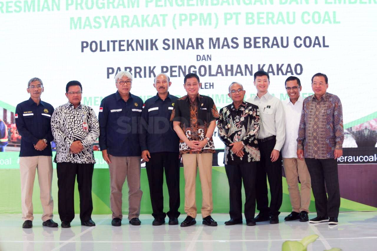 Menteri ESDM Resmikan...