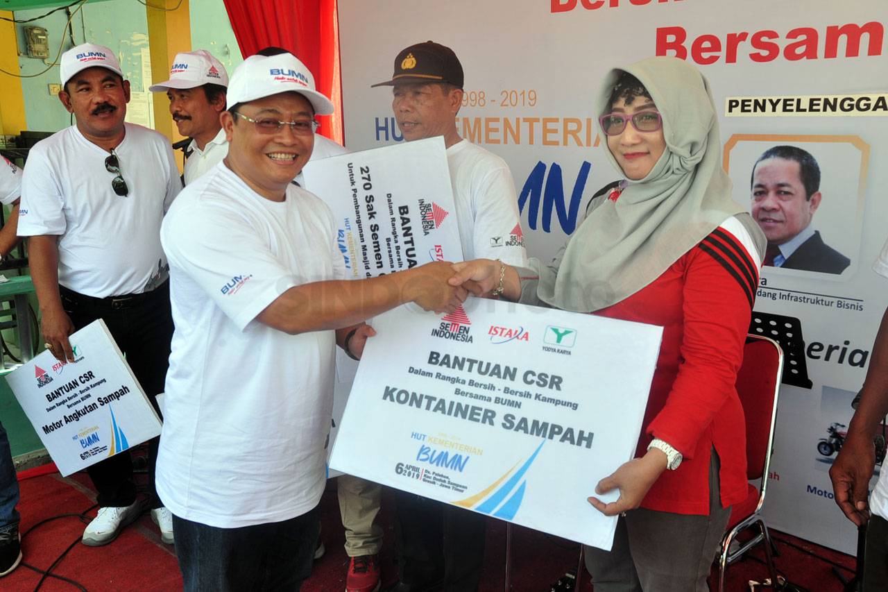 Semen Indonesia Bersih-Bersih...