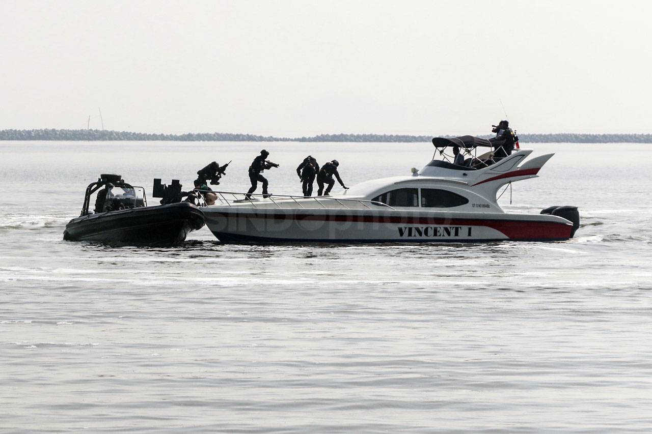 Satgultor TNI Gelar...