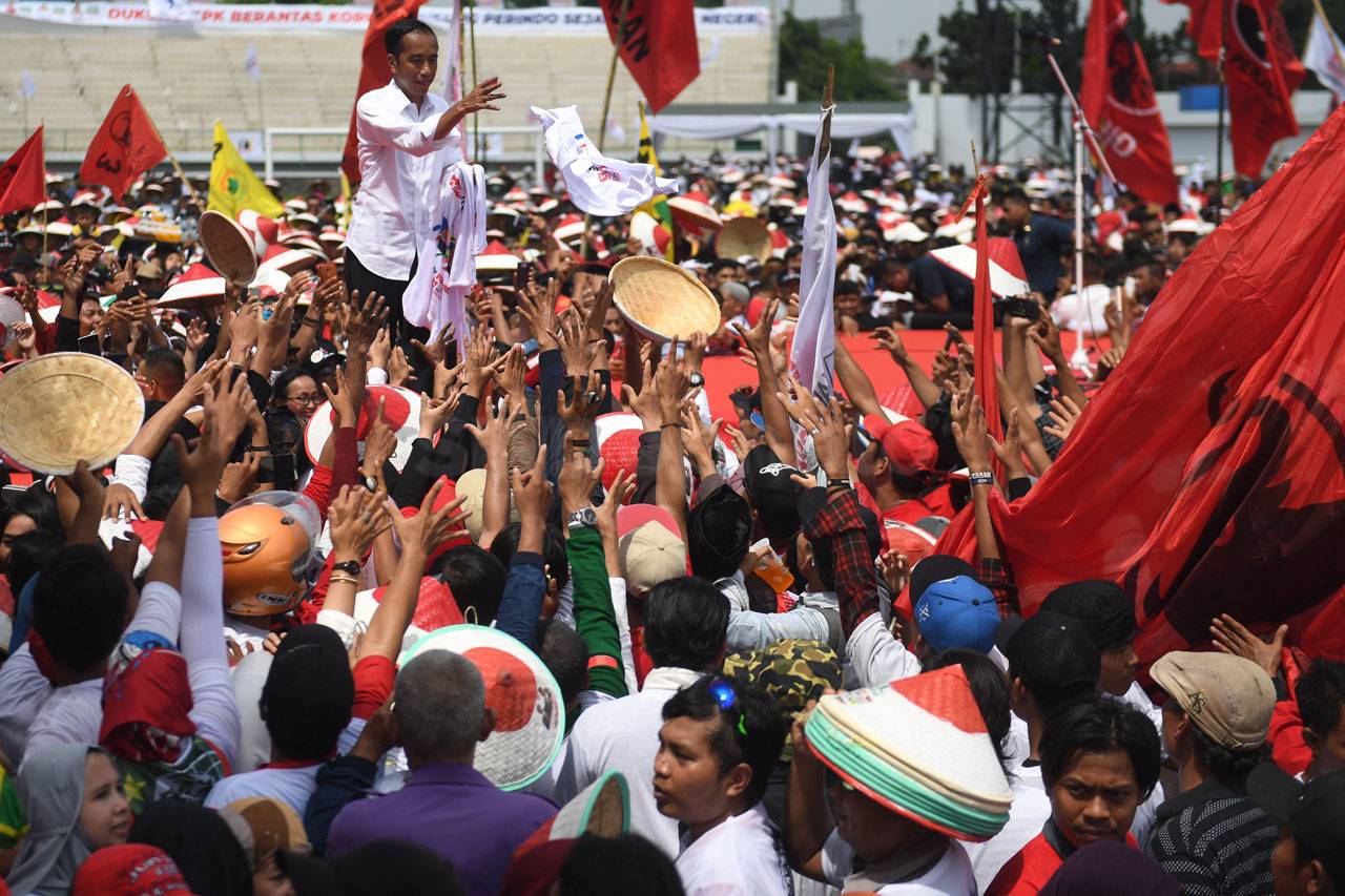 Pasangan Jokowi-Maruf...