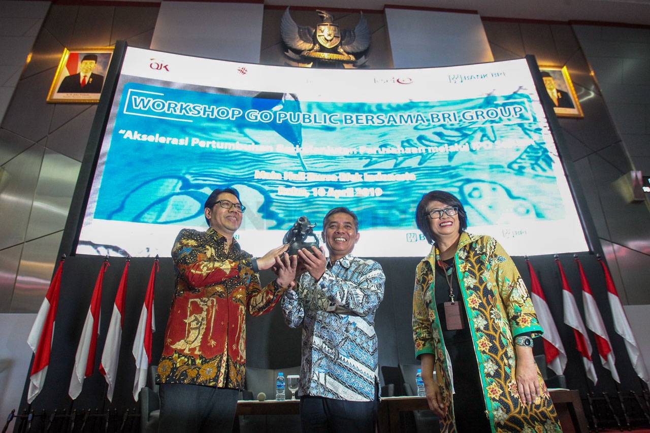 Workshop Go Public Bersama...