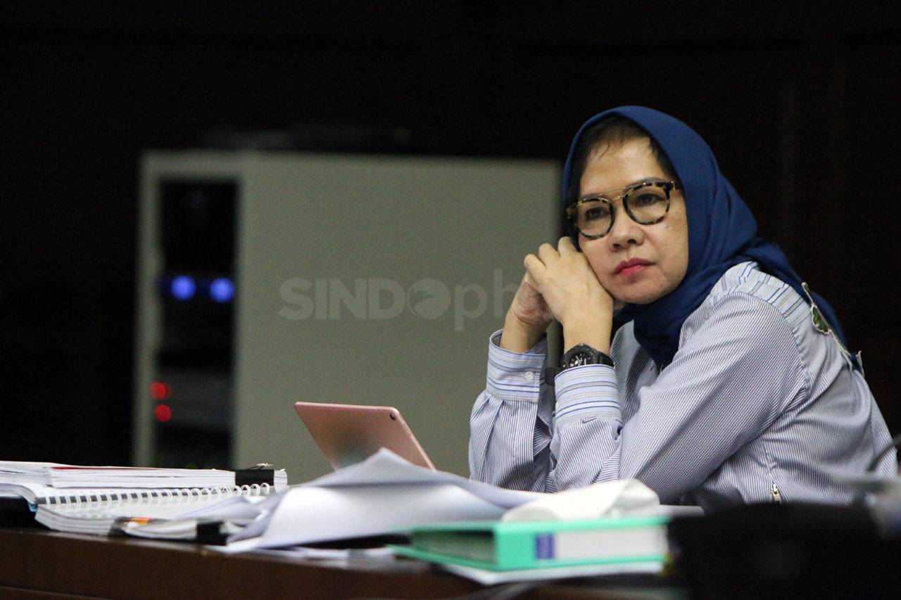 Dua Mantan Komisaris...